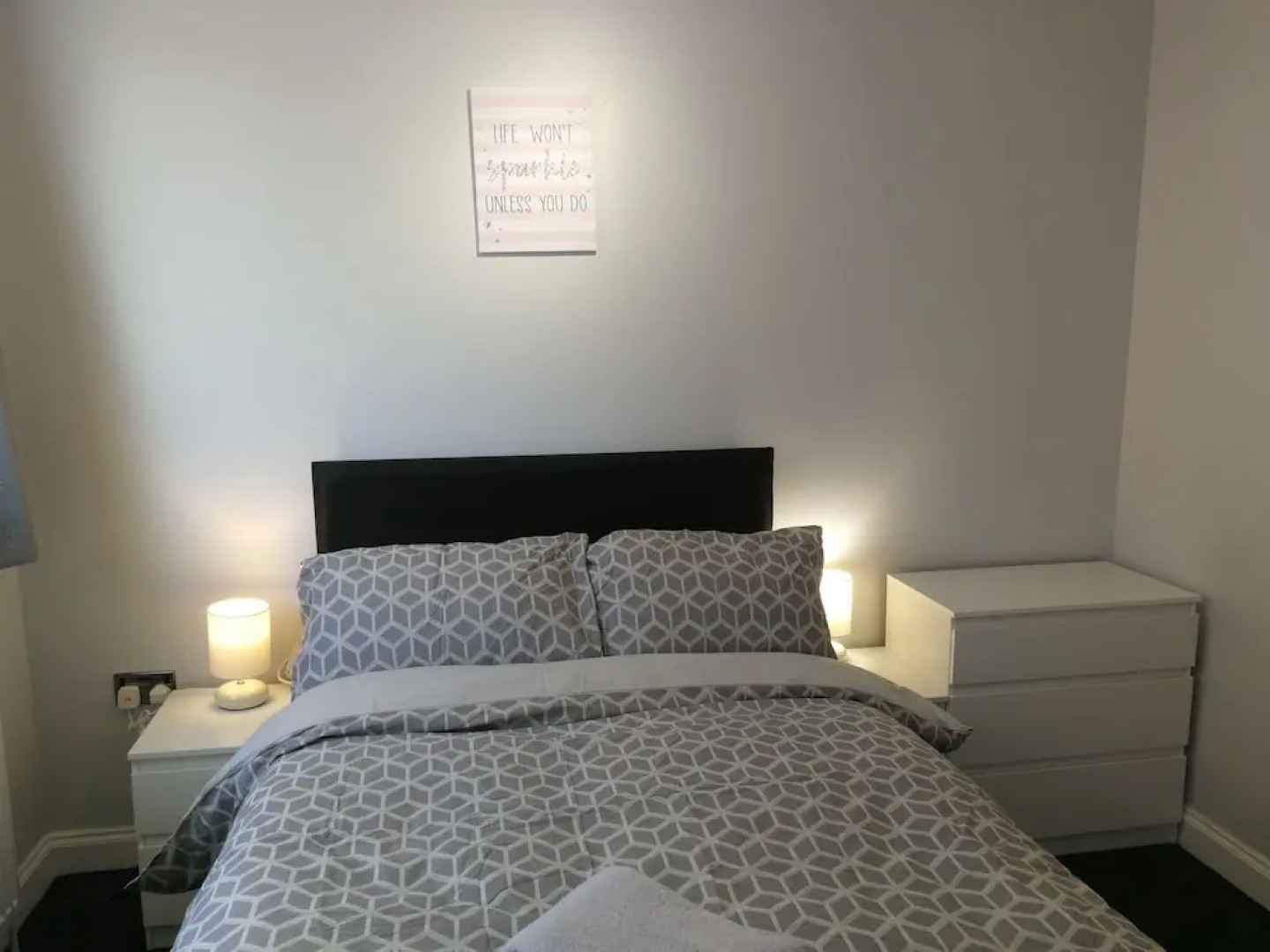 Bluewater House - Immaculate 4-bed in Greenhithe