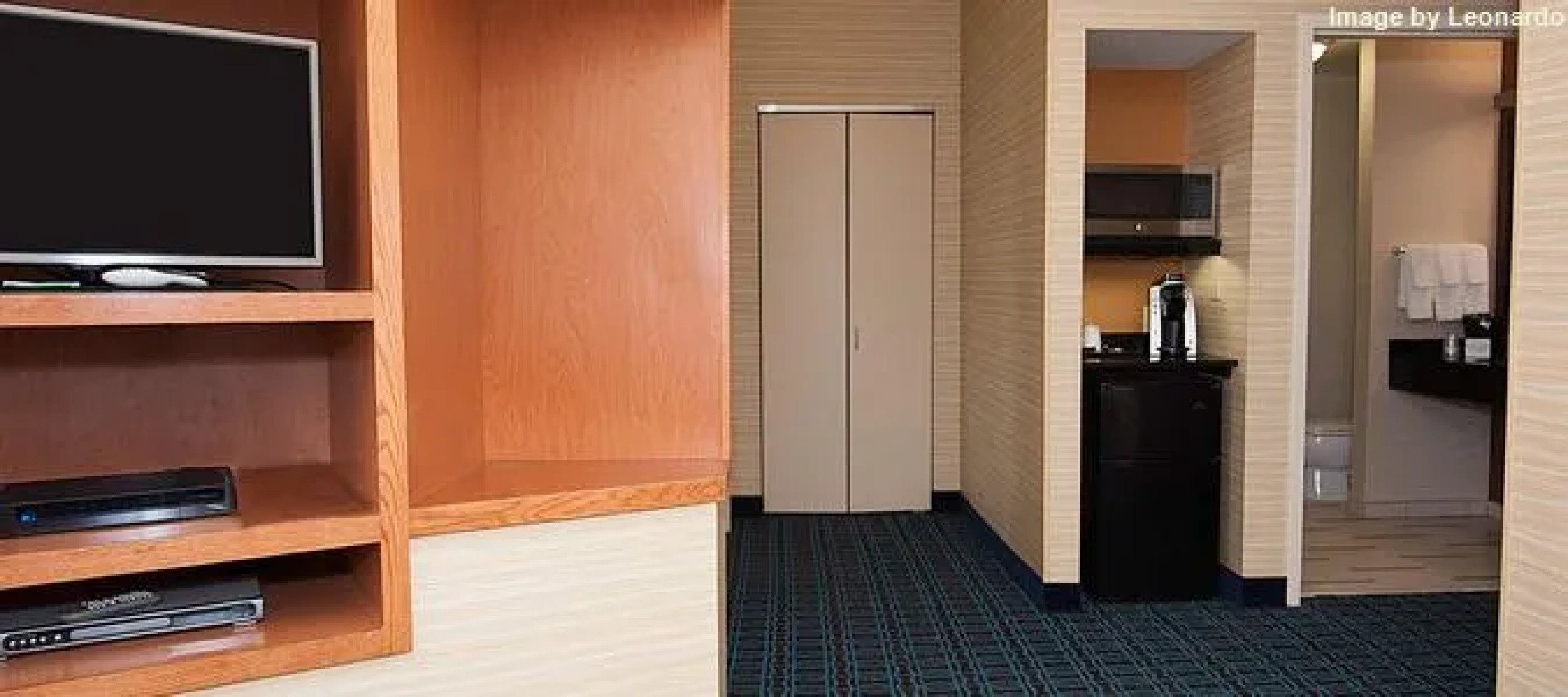 Comfort Inn & Suites South Akron