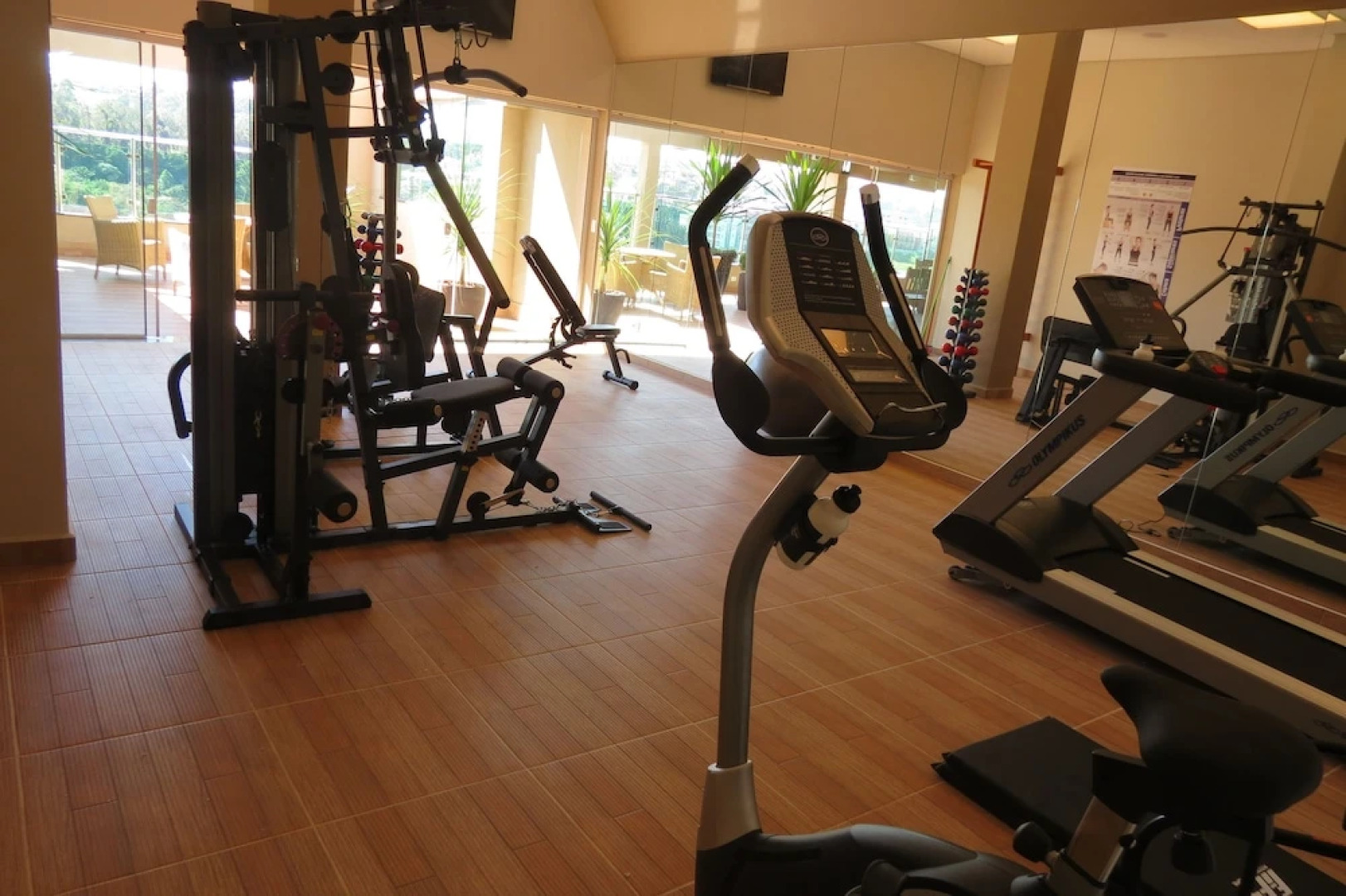 Prado Hotel Business