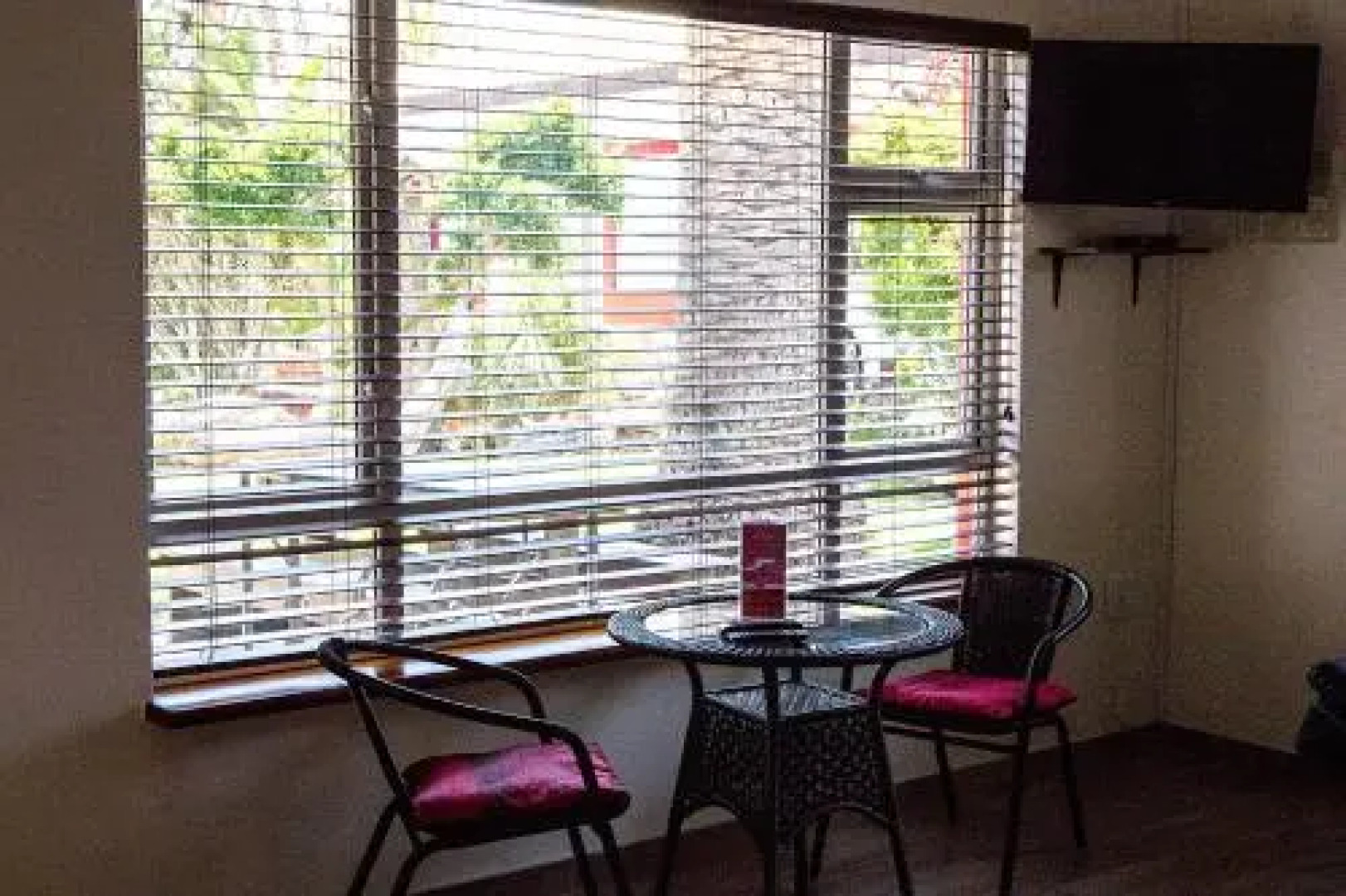 Buschtrommel - Tours & Accommodation