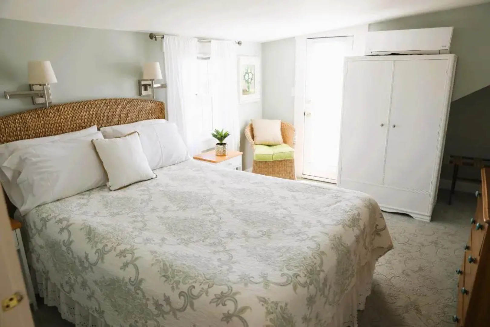 An English Garden Bed & Breakfast