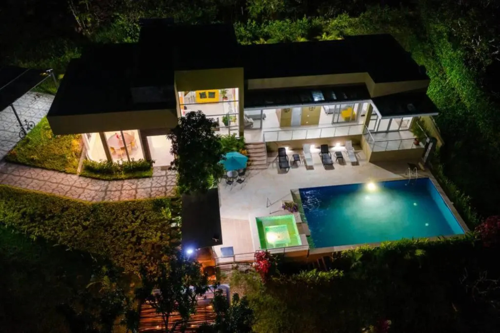 Espectacular Casa De Campo Estilo Moderno Abierto