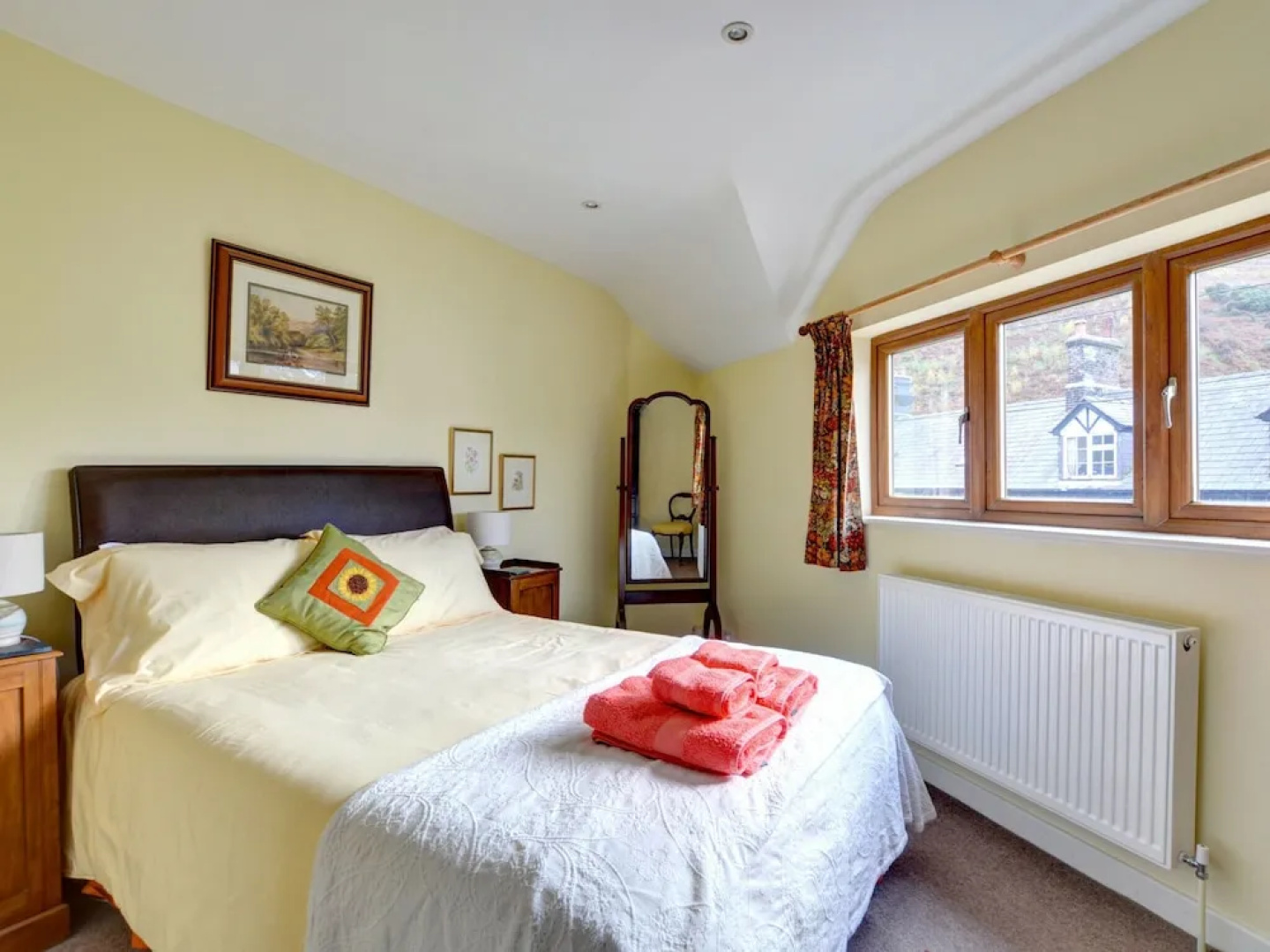 Luxurious Holiday Home in Abergwyngregyn in National Park