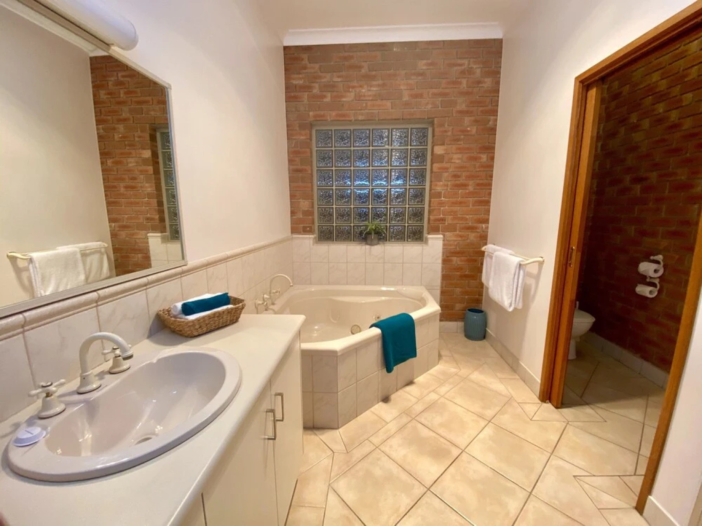 Best Western Coastal Waters Motor Inn