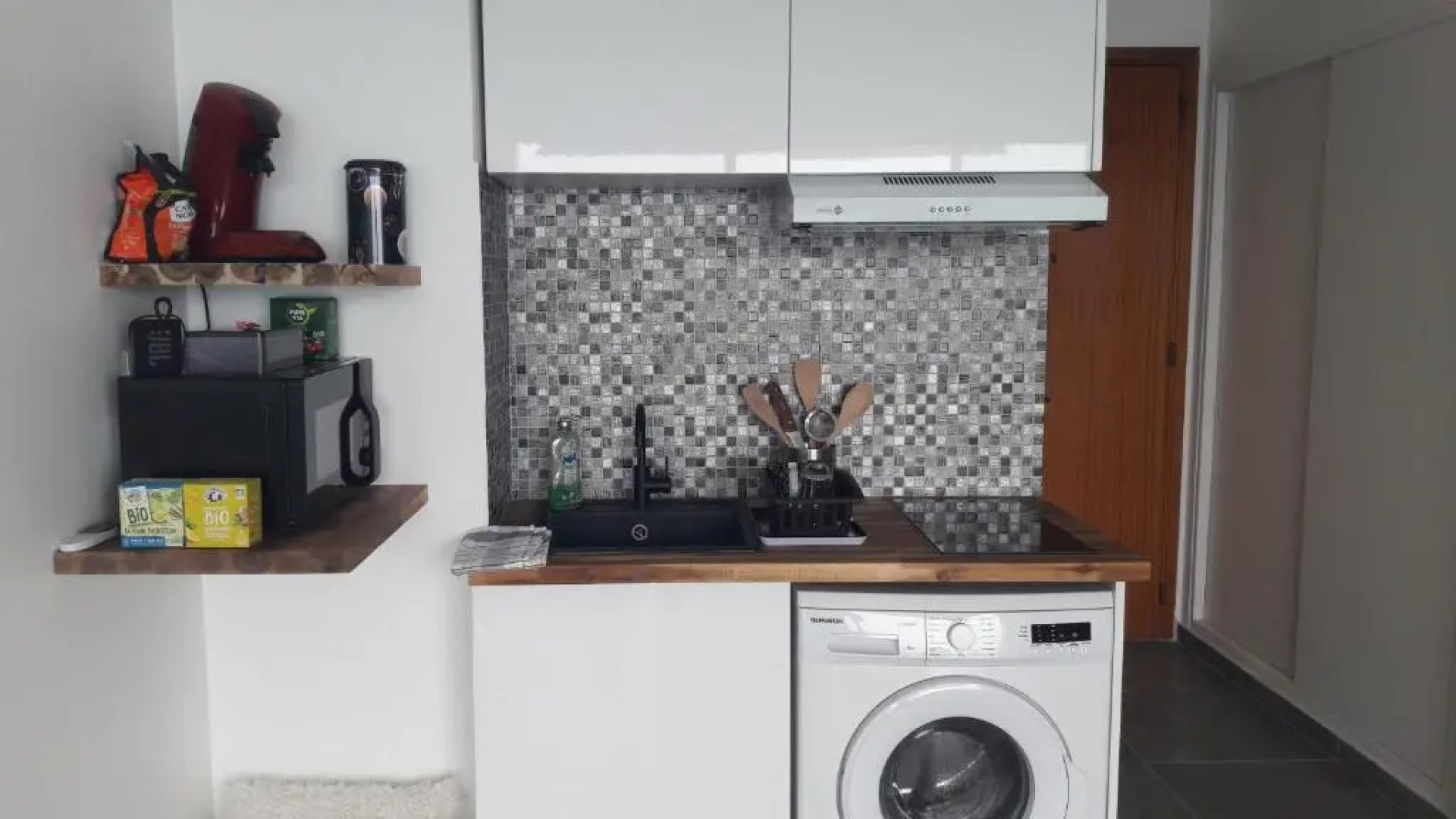 Splendide studio front de mer