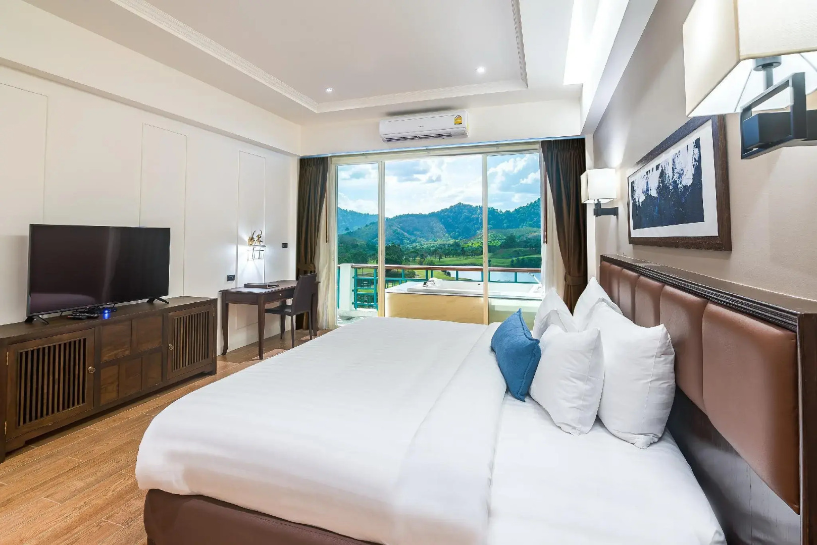 Katathong Golf Resort & Spa