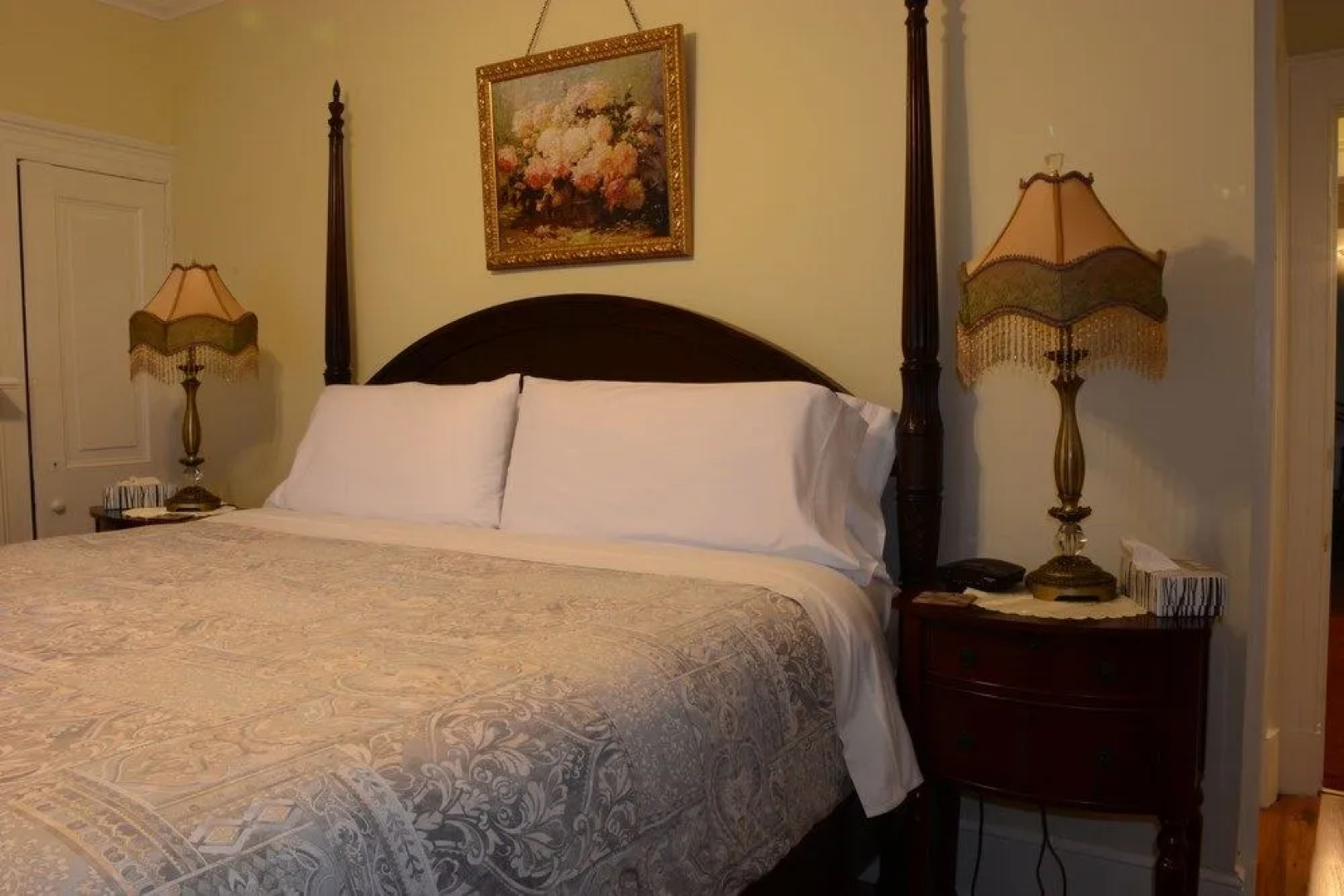 Rose Manor Inn B & B