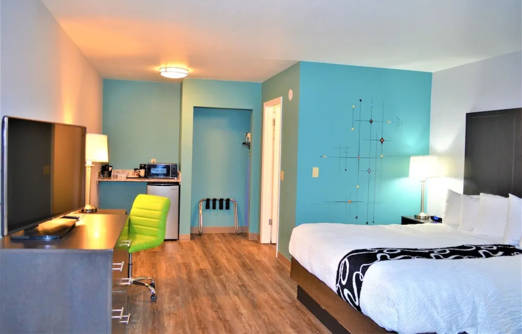 Richland Riverfront Hotel and Conference Center, Ascend Hotel Collection