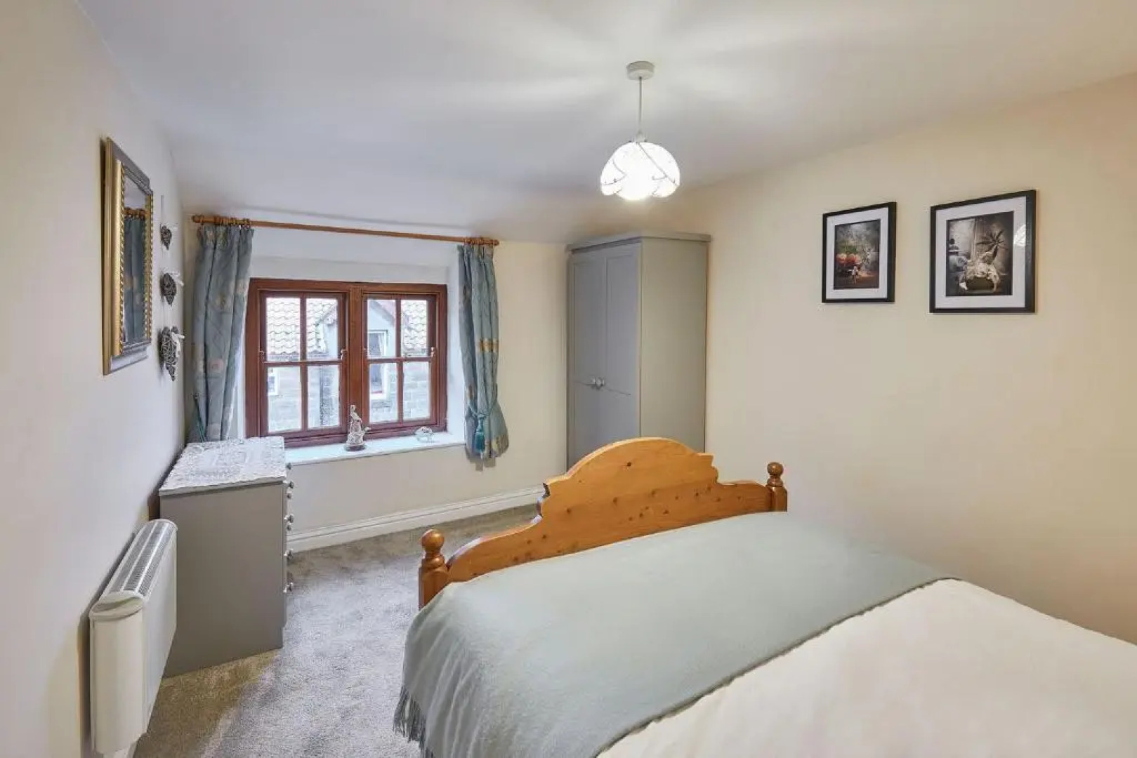 Host Stay Lavender Cottage