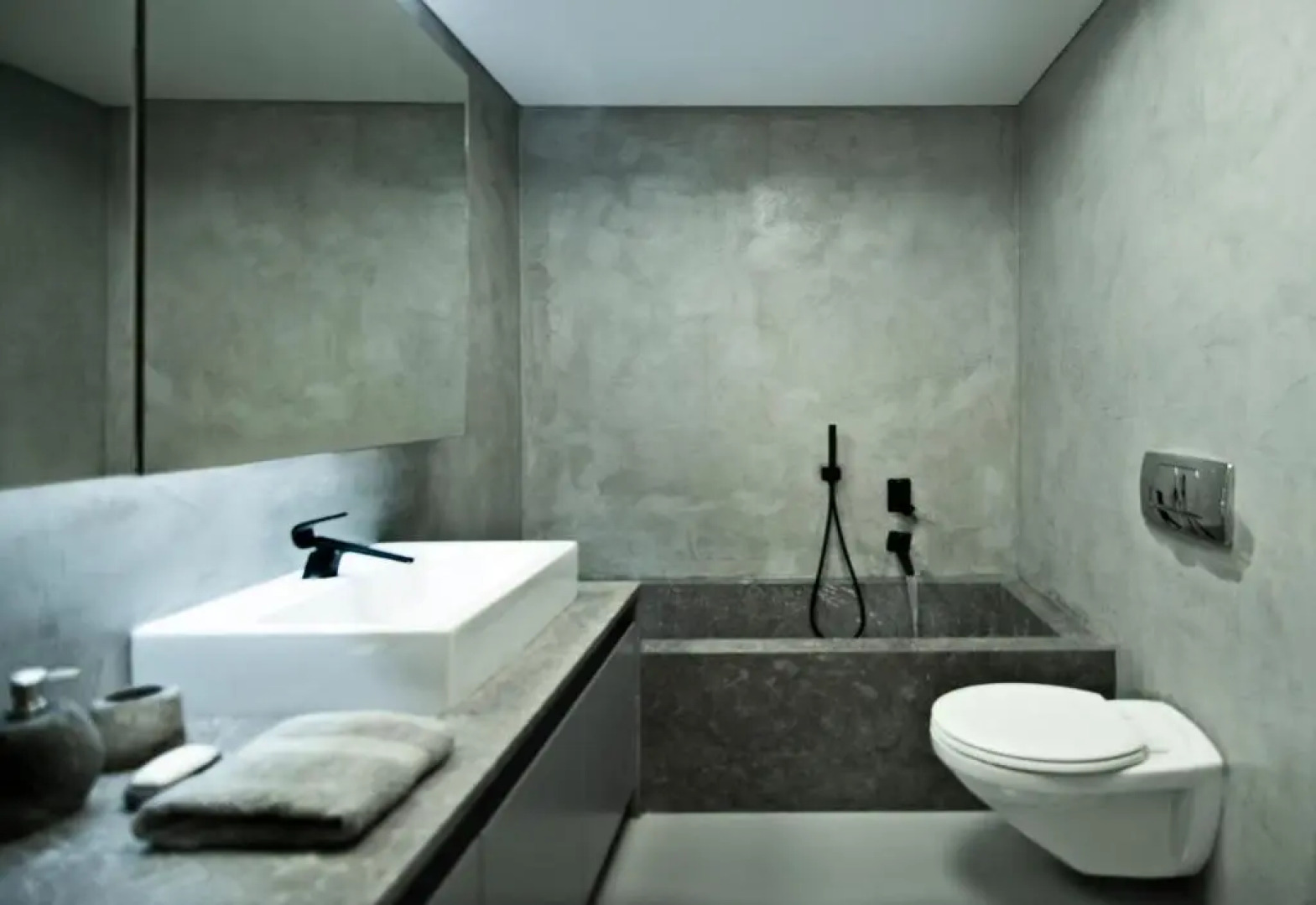 Elegant and Private Living by Neuvel