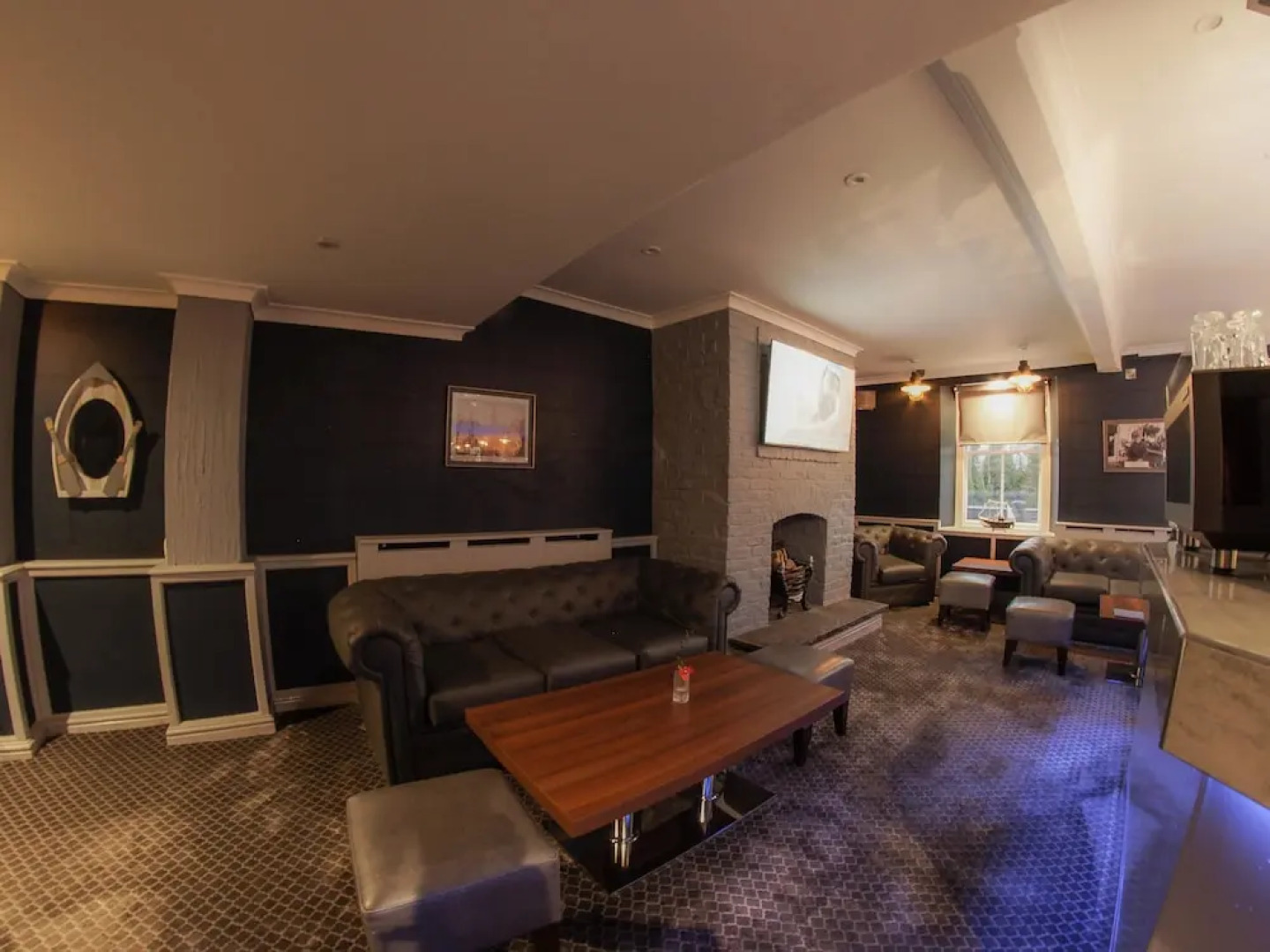 The Quayside Hotel and Bar