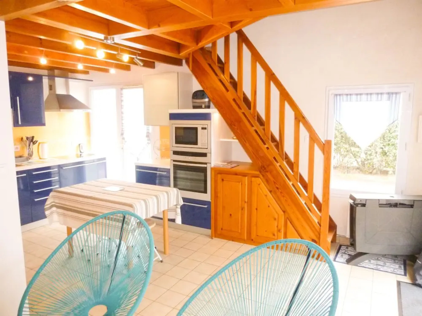 Maison grand jardin et vue sur mer