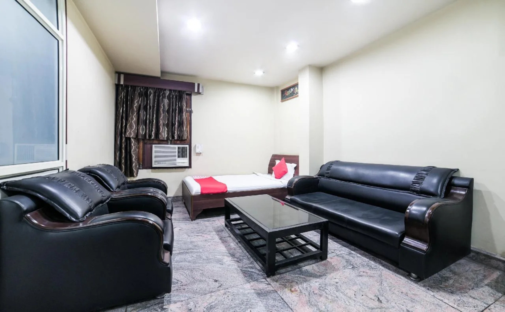 Hotel Anand by OYO Rooms