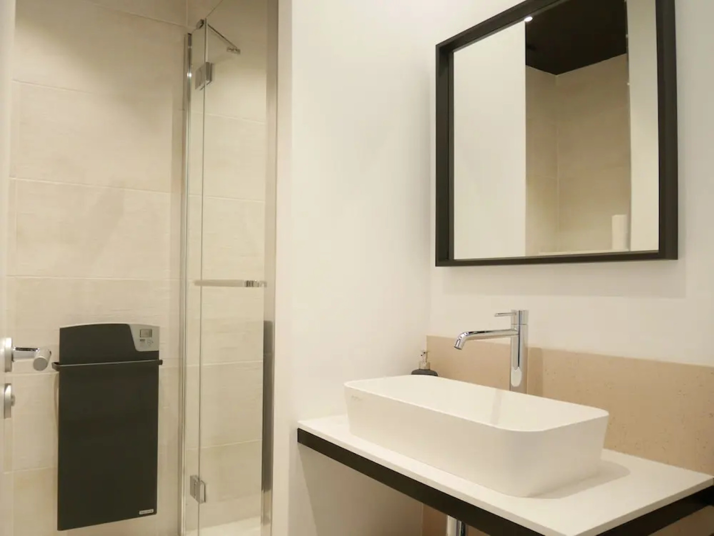 Le Chat Qui Dort - Bords de Deule