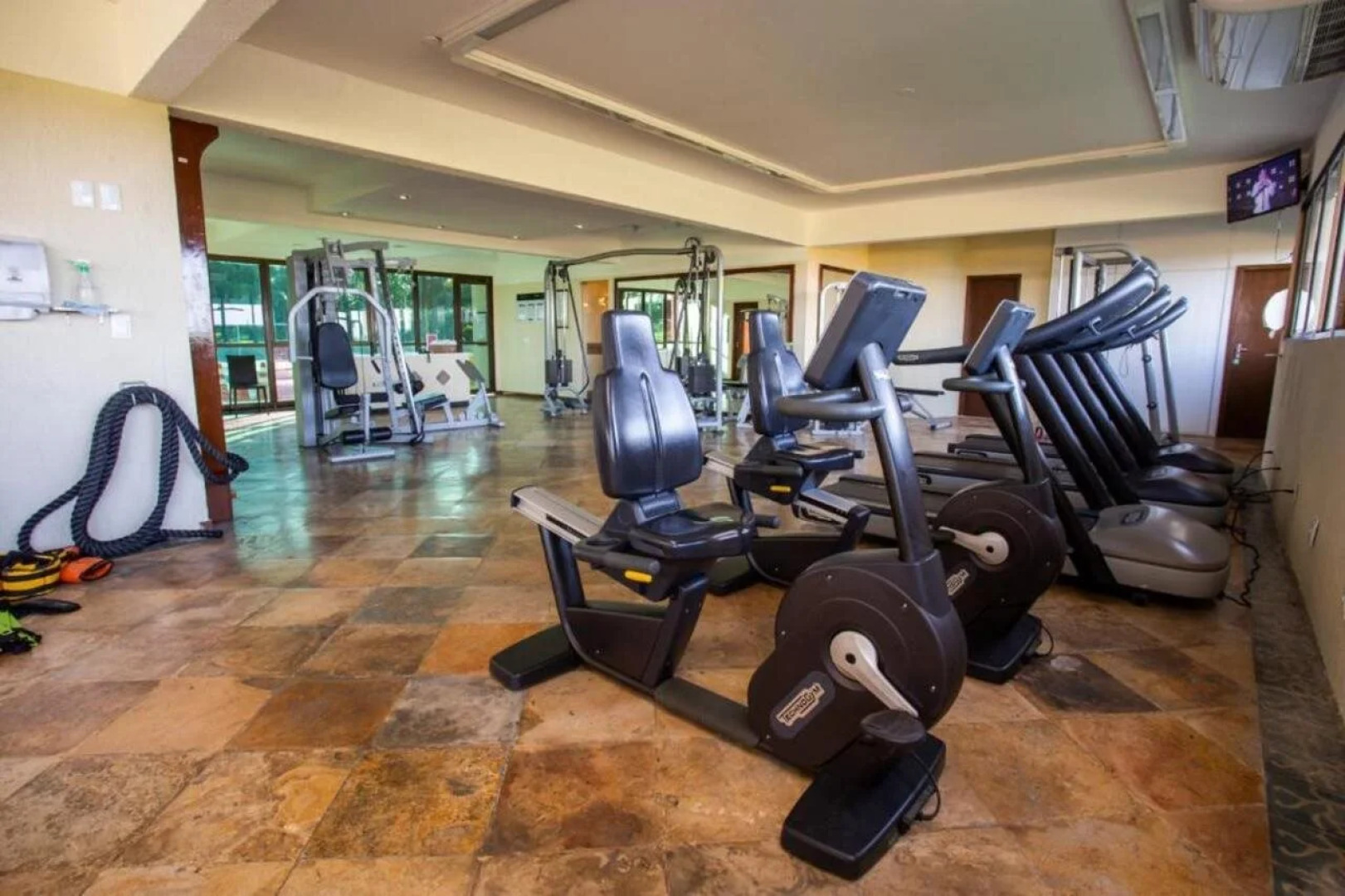 Beach Park Suites Resort