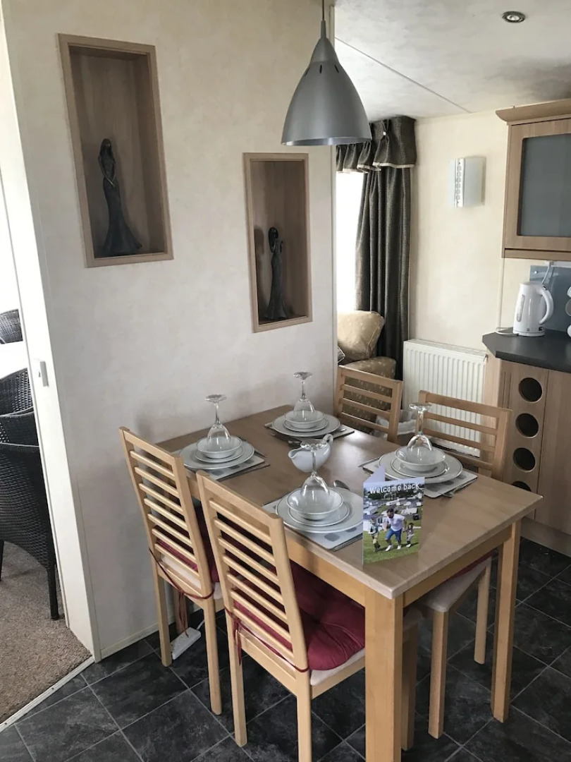 Craig Tara Deluxe Caravan Holidays