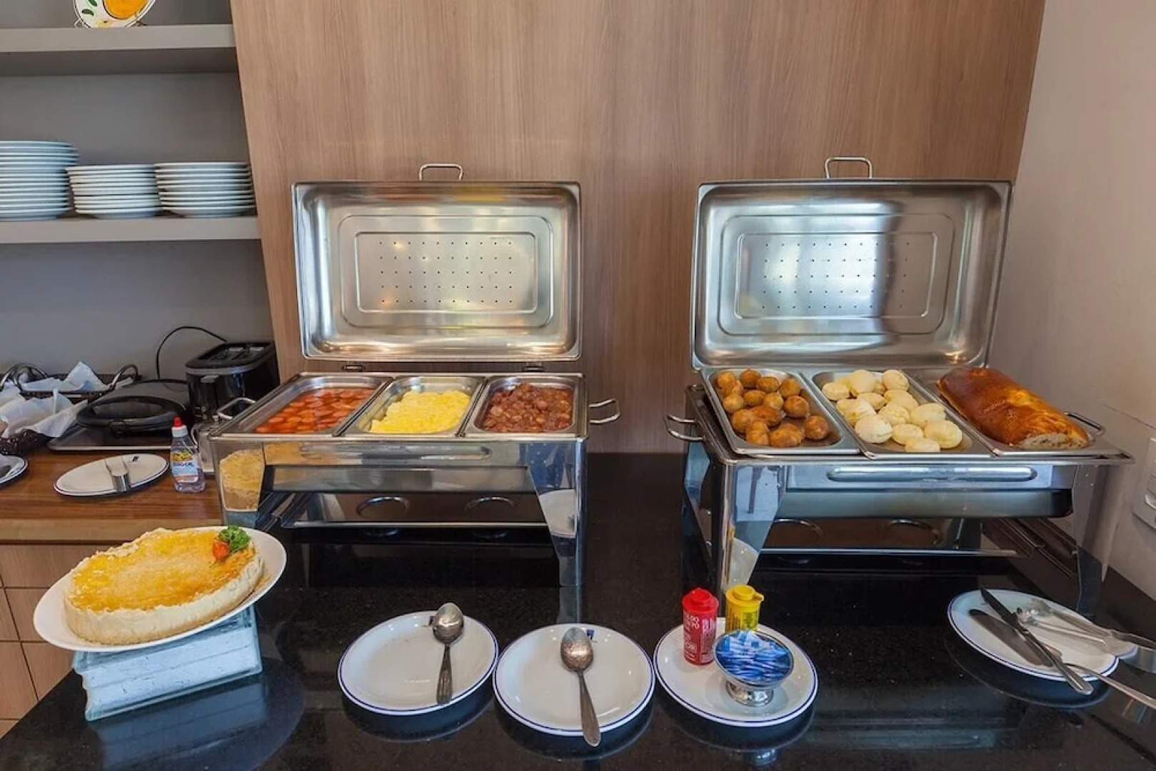 Hotel Dominguez Master