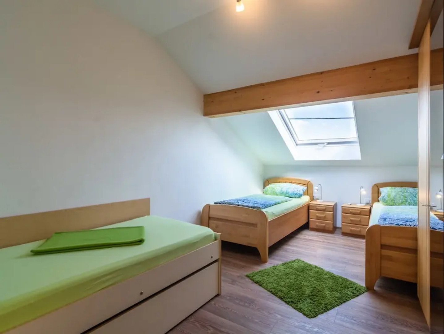 Eifel Lakeside Family Escape