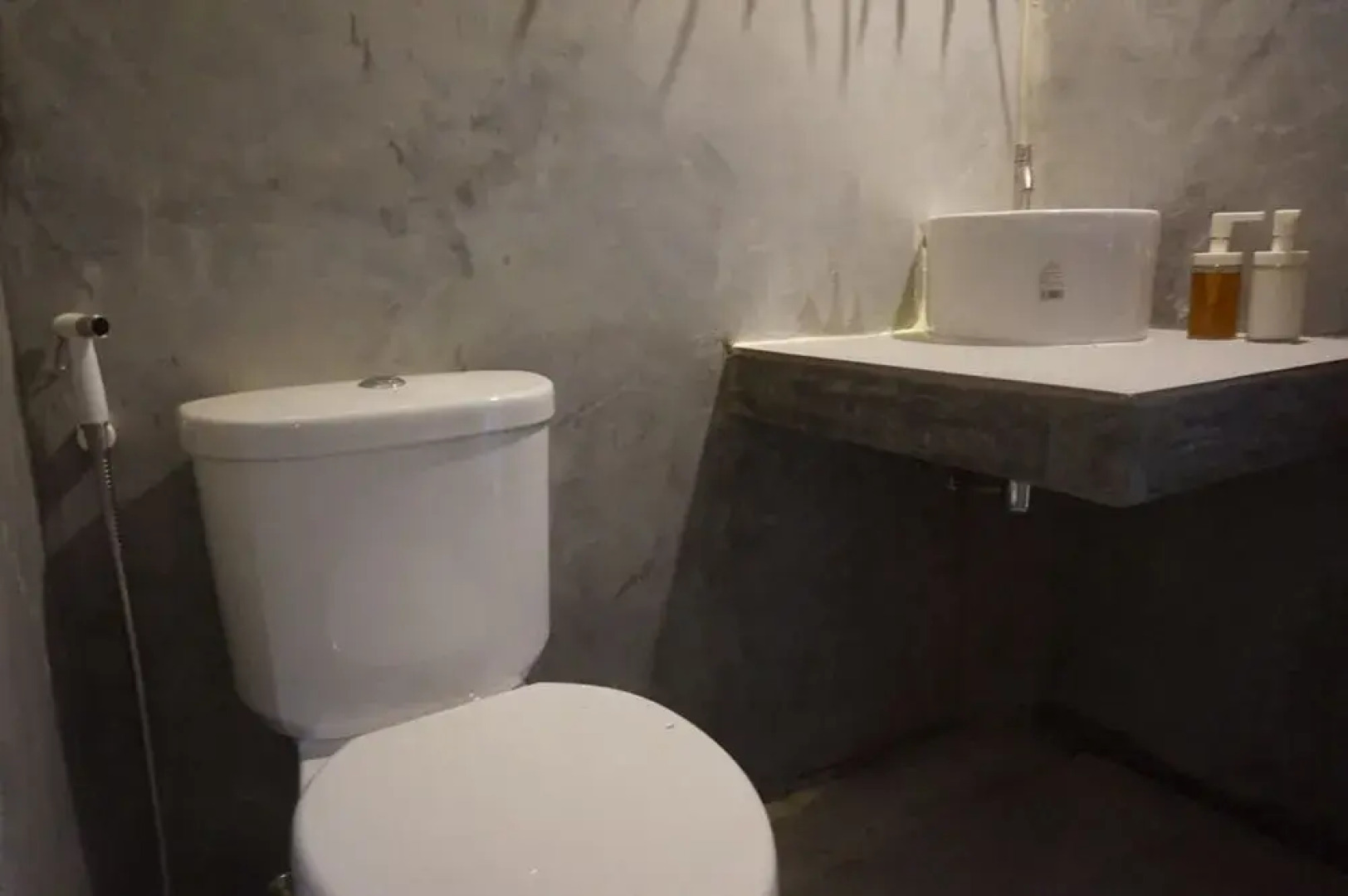 Hink Poshtel PhangNga