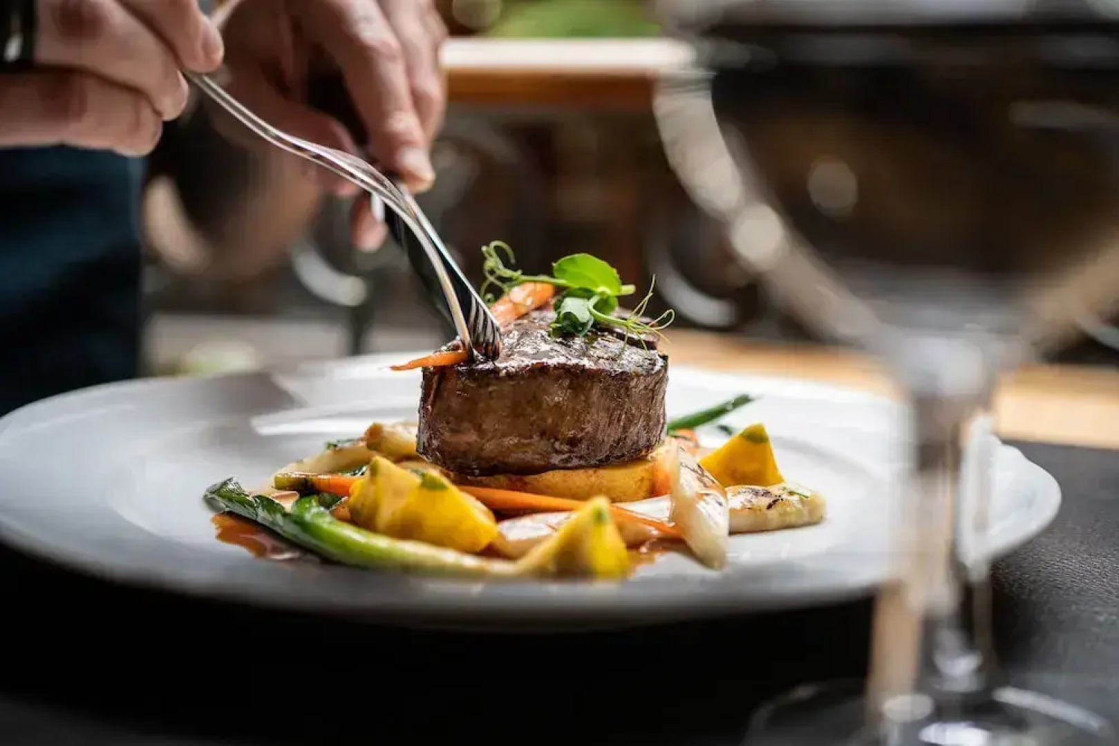 BLUME. - Baden Hotel & Restaurant