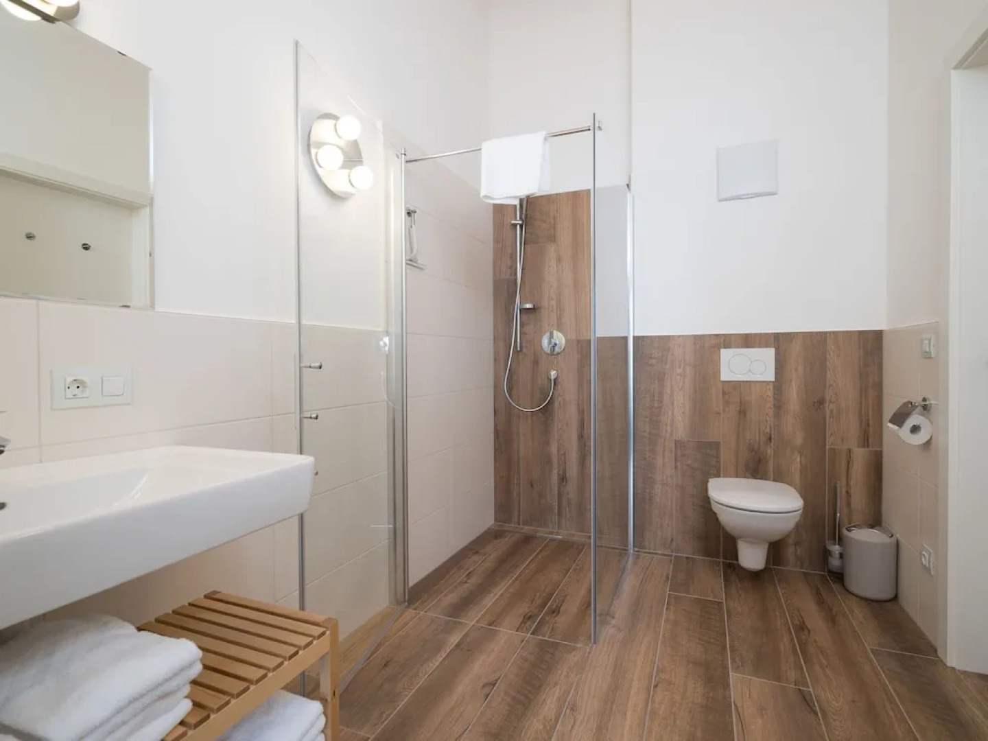 Spacious Apartment in Werfenweng near Lake