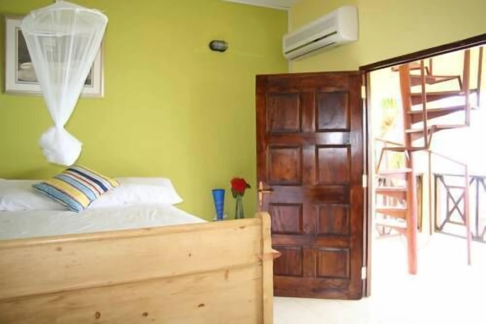 Idlers Rest Beach Hotel