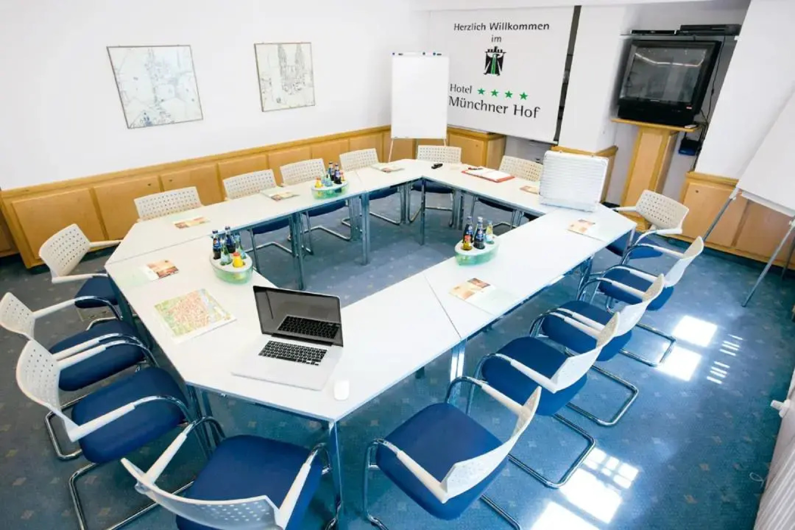 Hotel Münchner Hof und Blauer Turm