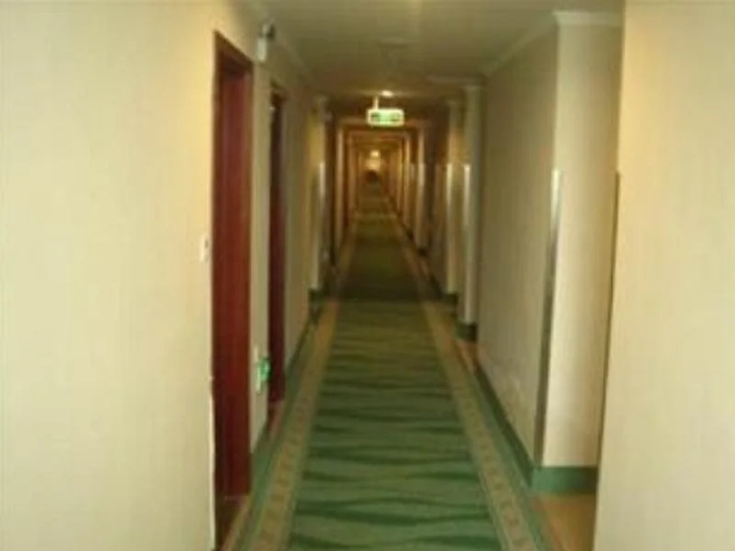 GreenTree Inn Wenshang Baoxiang Temple Express Hotel