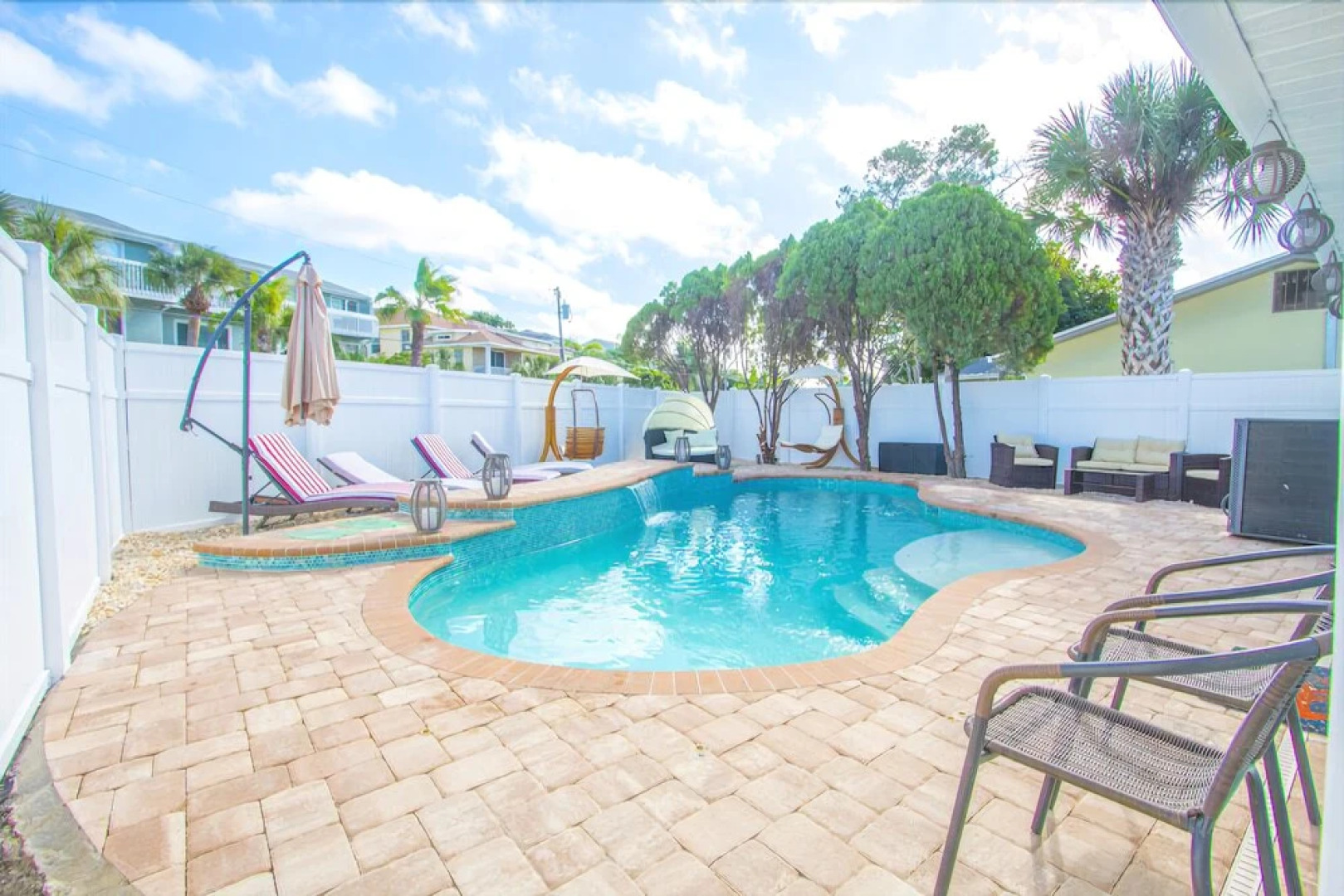 Golden Coast Cottage