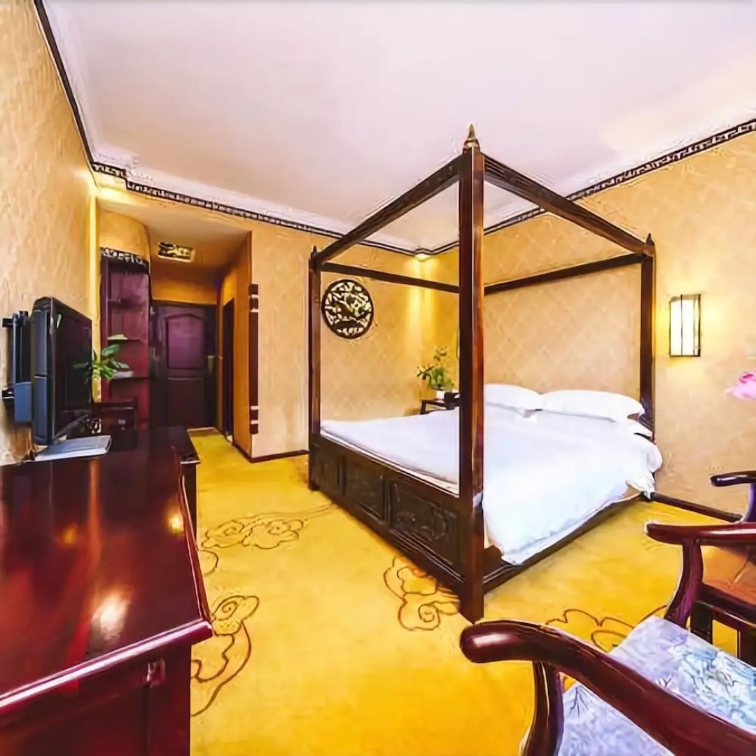 Dali Blue Mountain Hotel (Dali Ancient City South Gate)