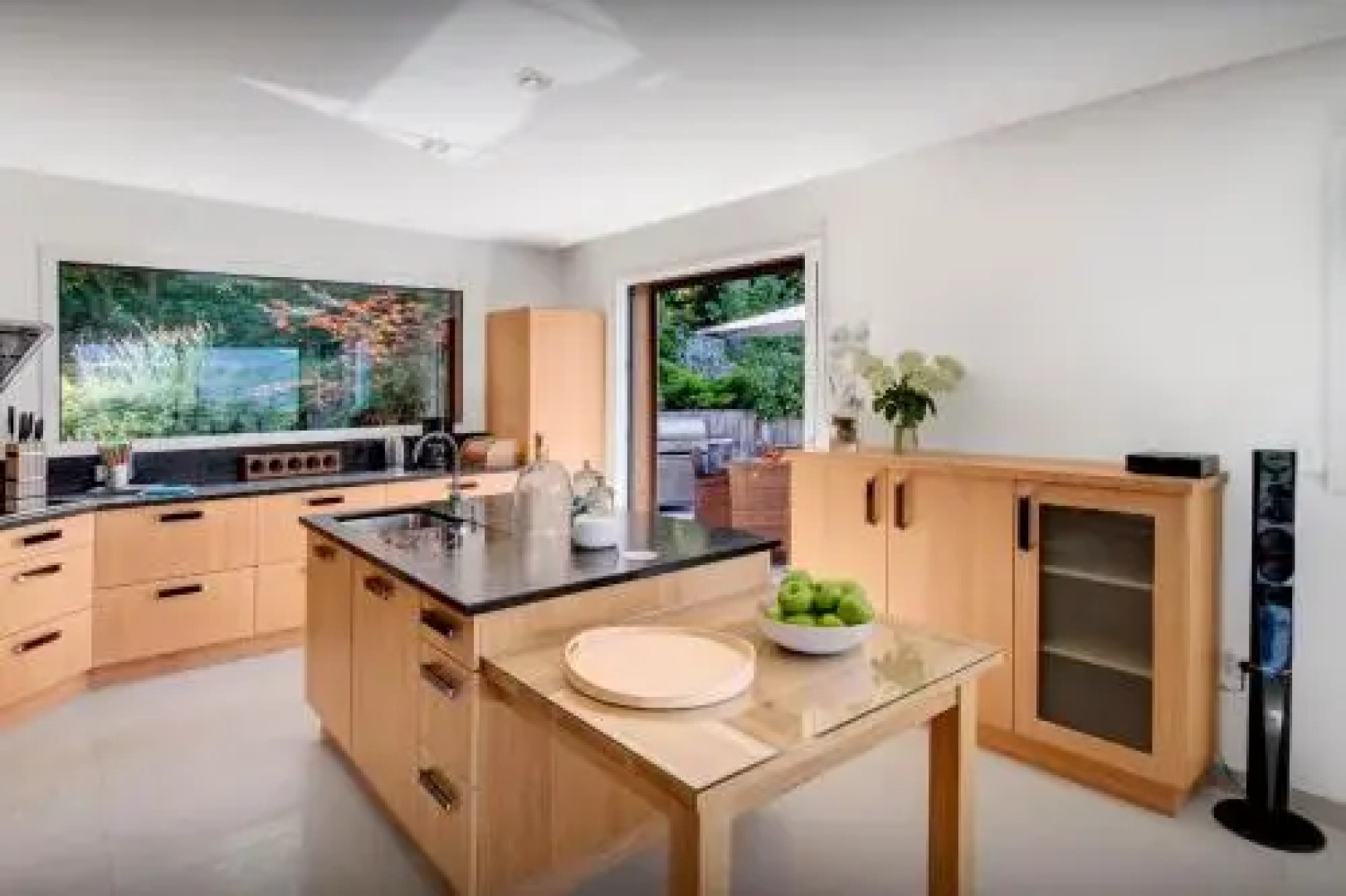 Villa Flying Dragon - OVO Network