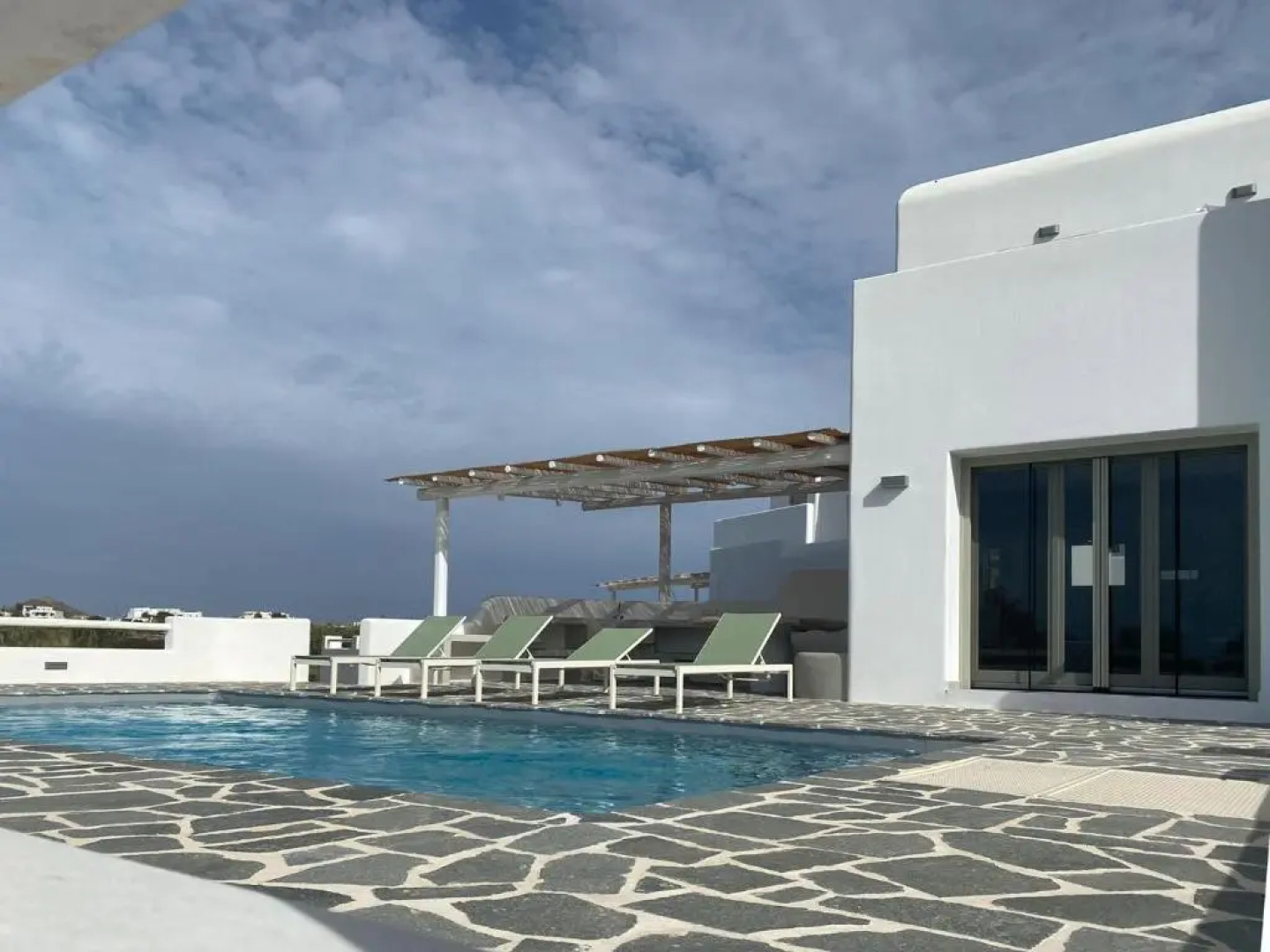 Plaka Villas Naxos Sofia sleeps 7