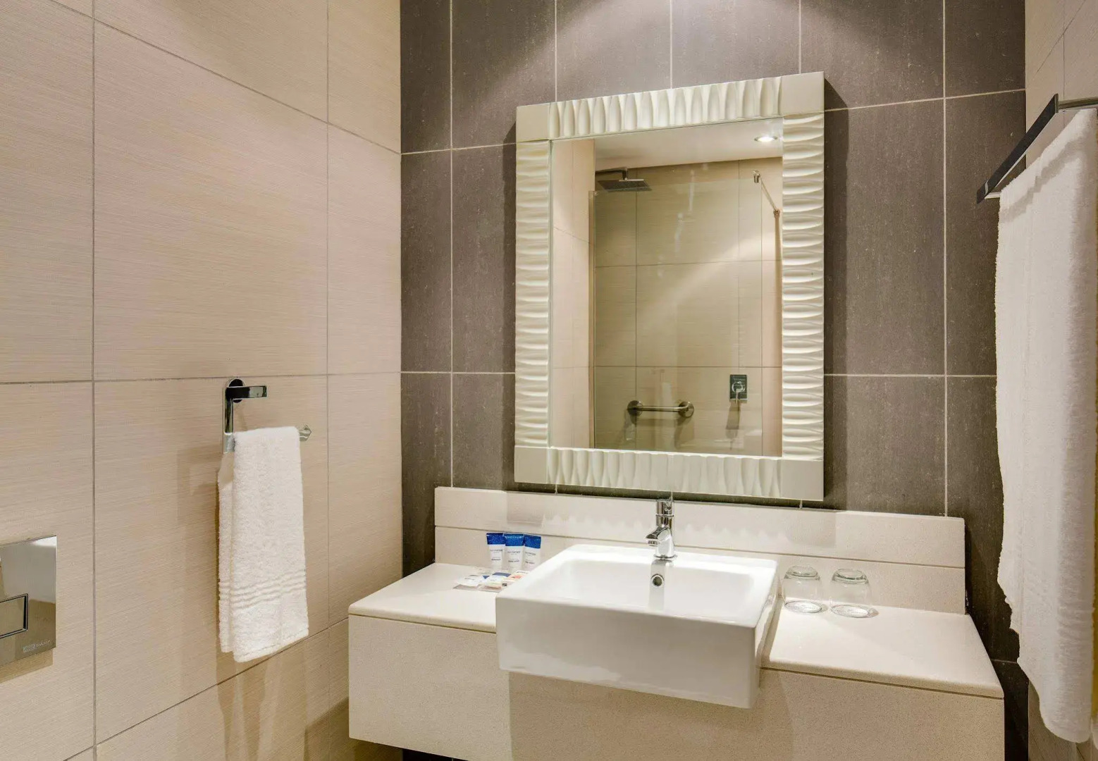 Protea Hotel by Marriott Takoradi Select