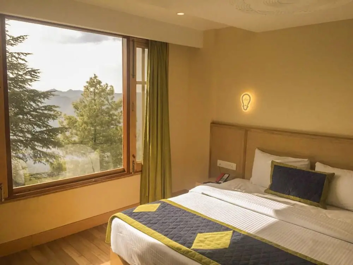 Goroomgo Sun Shine Regency Shimla