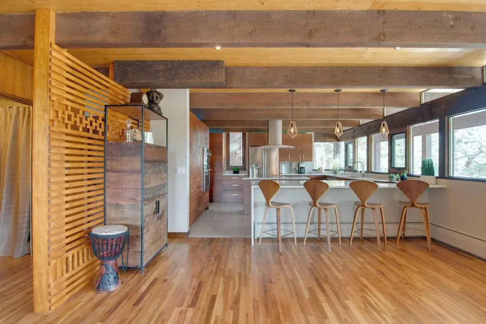 Chic Boulder Mountain Home w/ Hot Tub + Views