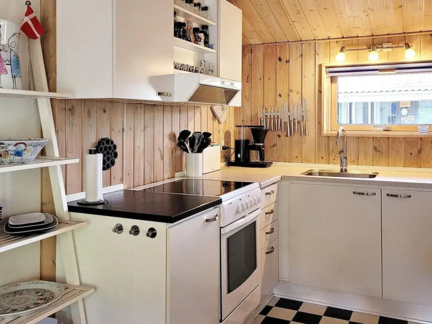 8 Person Holiday Home in Nexo-by Traum