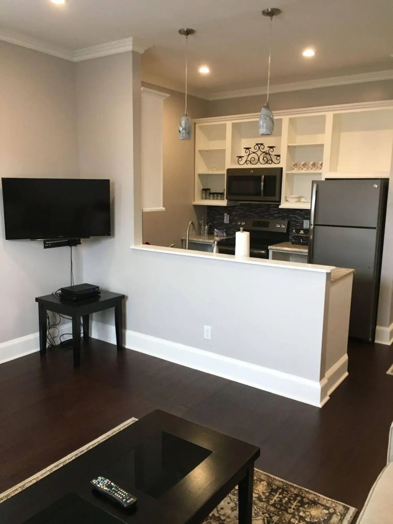 The Harney House Inn