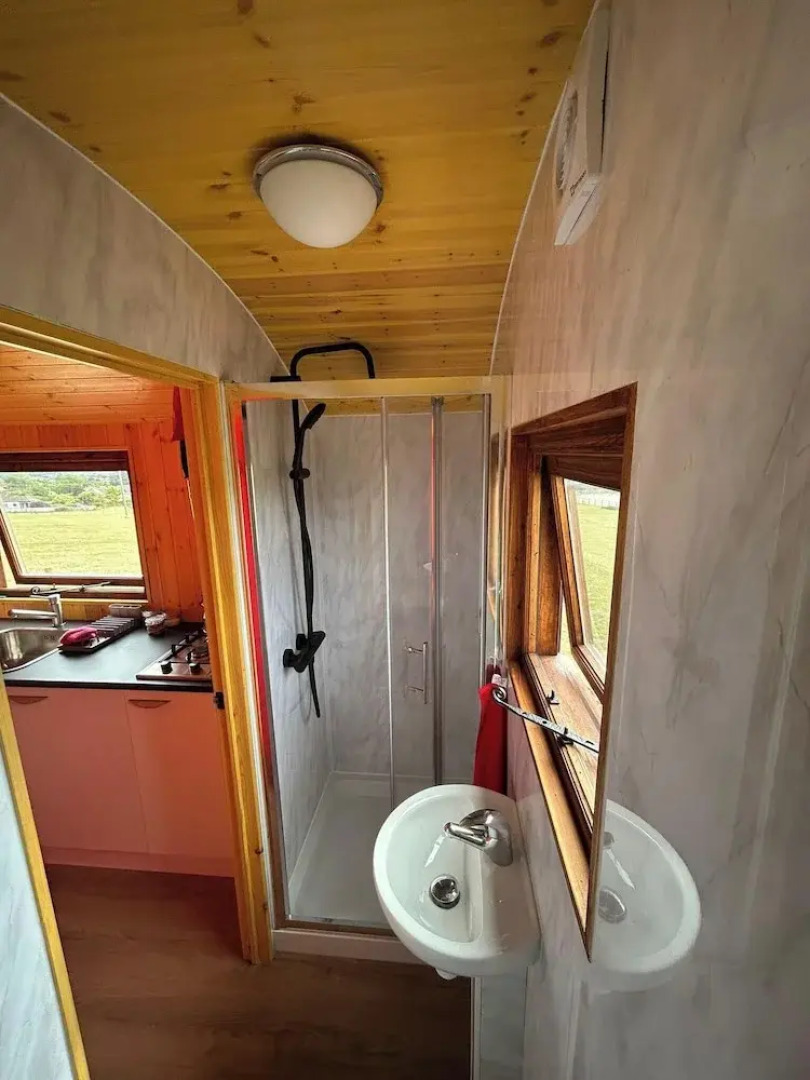 Shepherds hut Near Bath