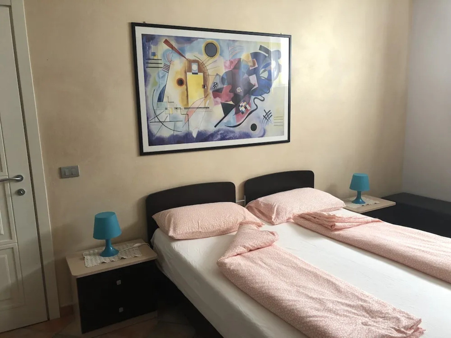 La Casa Blu Apartment in Villa With Exclusive use of the new Pool Garden, Unesco