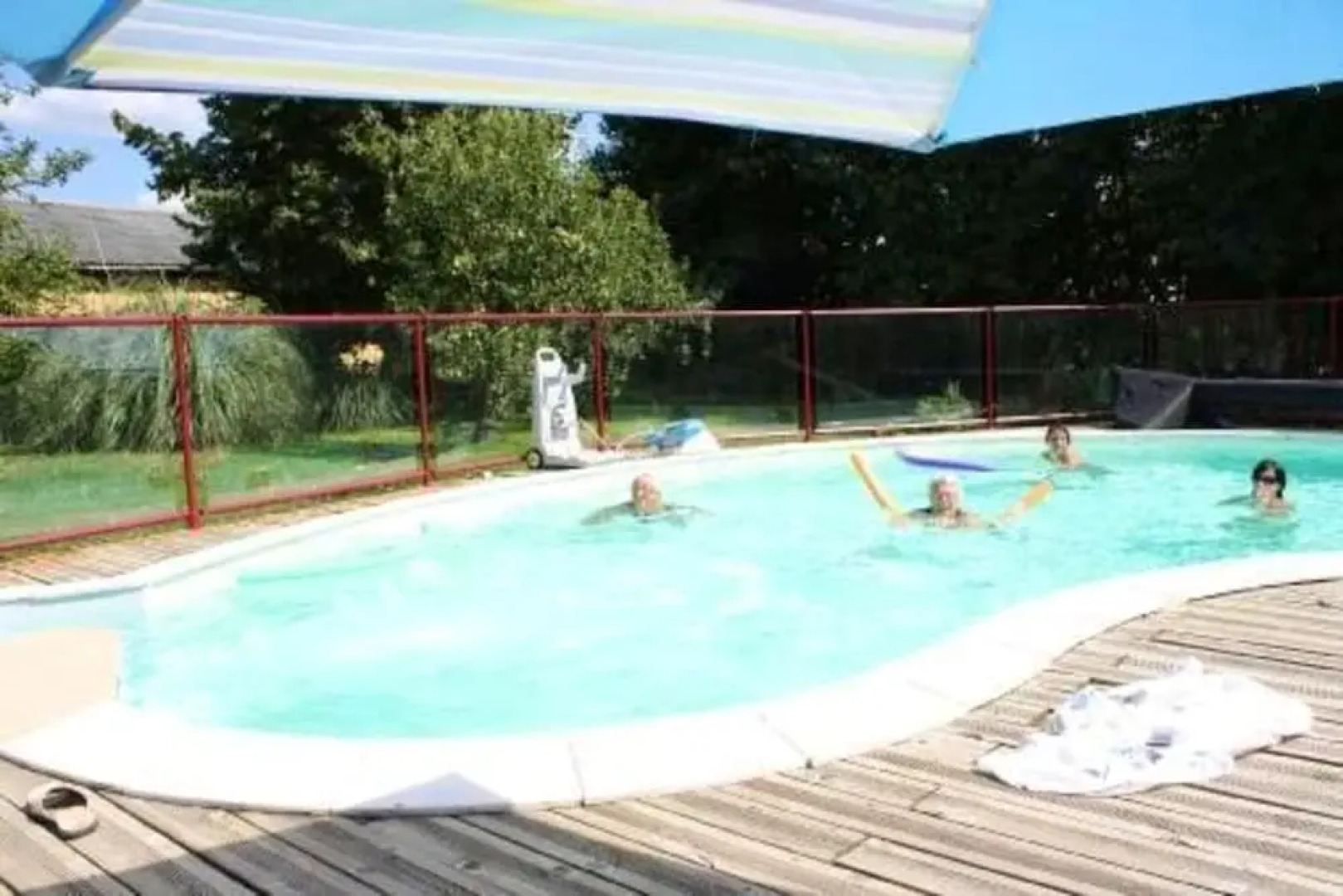 House With 3 Bedrooms in Nivillac, With Pool Access, Furnished Terrace