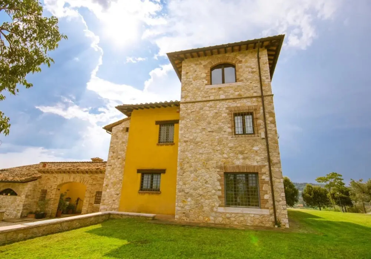 Villa With 3 Bedrooms in Montecampano, With Wonderful Mountain View, Private Pool, Furnished Garden