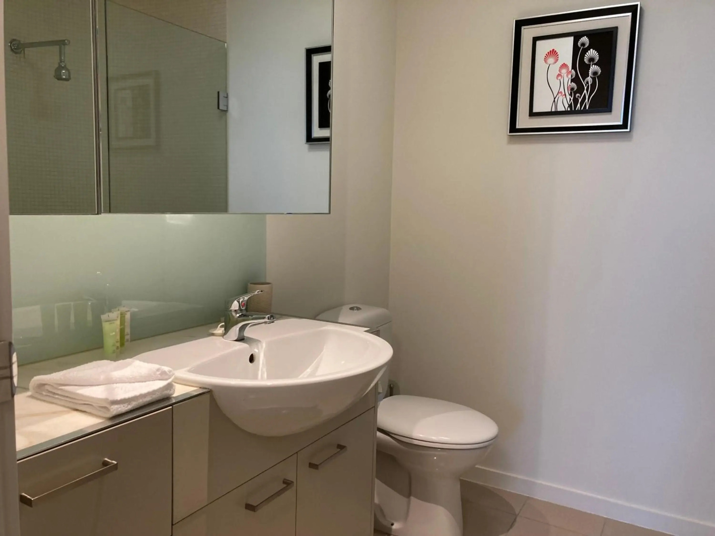 Accent Accommodation at Docklands Melbourne