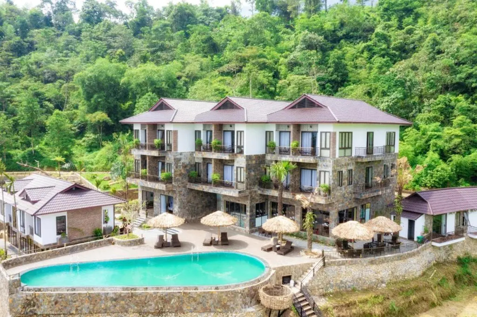 Central Hills Pù Luông Resort