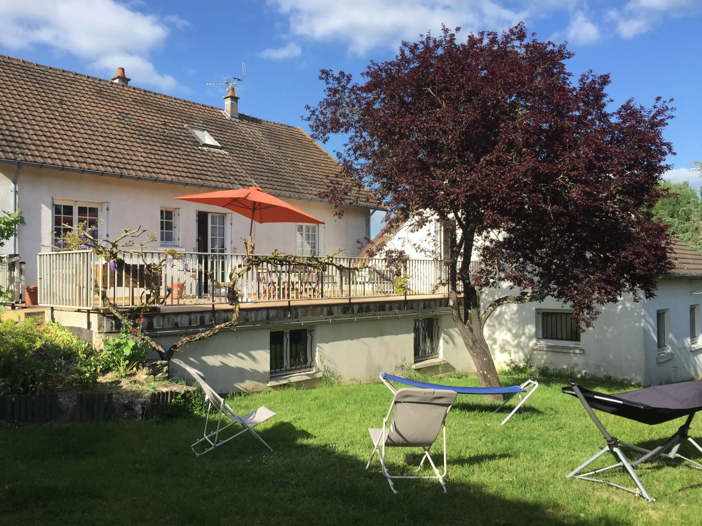 Maison et Table d'Hôtes Au Nom des Dames