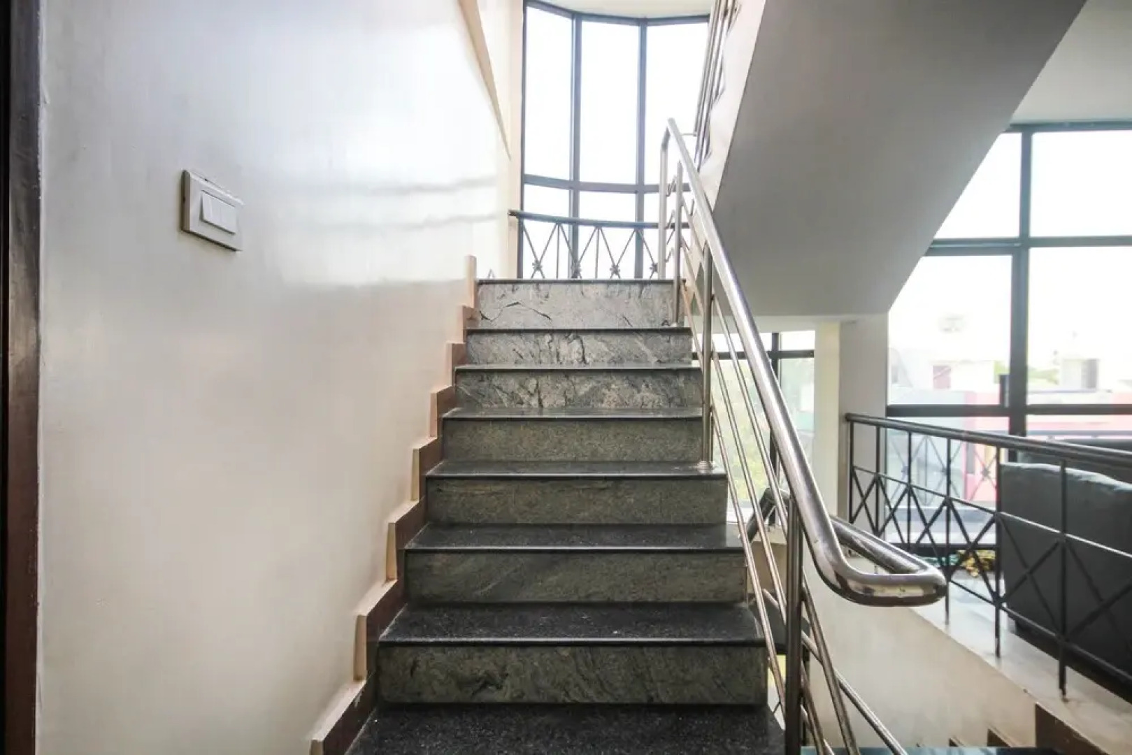 SPOT ON 44152 Lk Residency