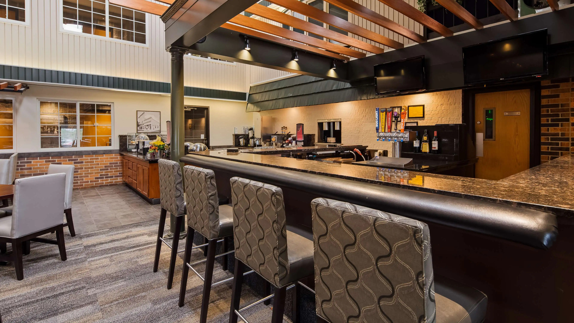 Best Western Plus Longbranch Hotel & Convention Center