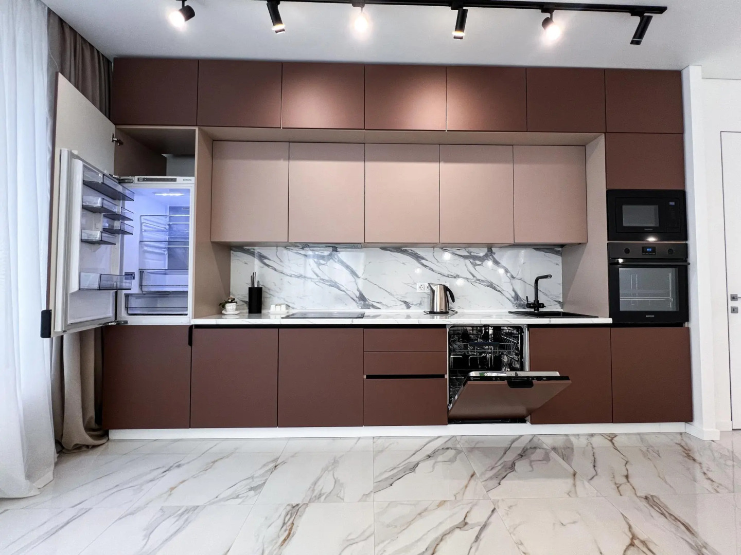 uTrip (юТрип) на улице Алексея Козина