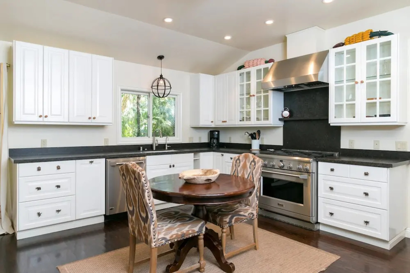 4BR 2 5BA Montecito Luxury Home Pool Sleeps 8 by RedAwning