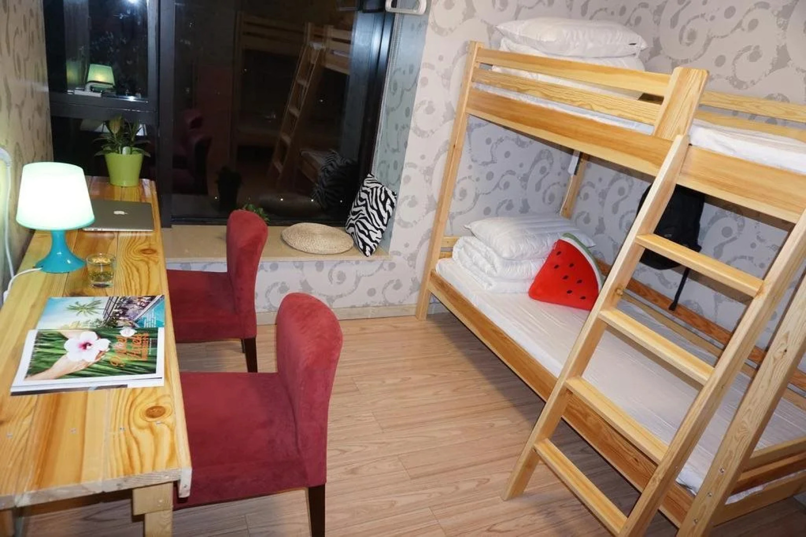 Tianjin Momentos Youth Hostel