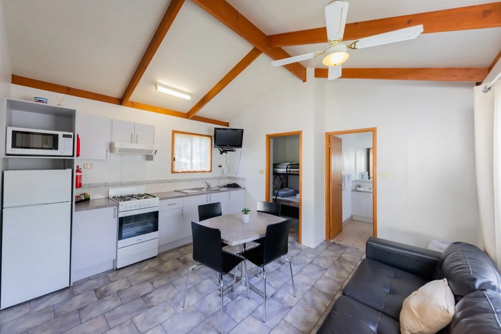 Eildon Riverside Holiday Park